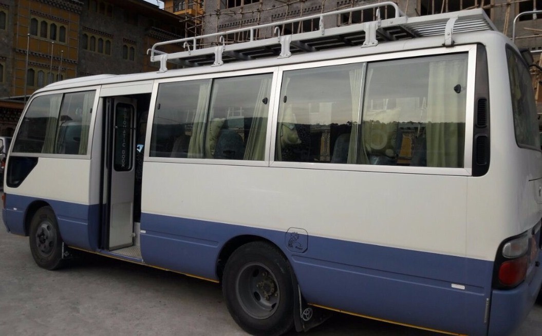 Toyota Coaster – Tourist Bus (23 Seater)